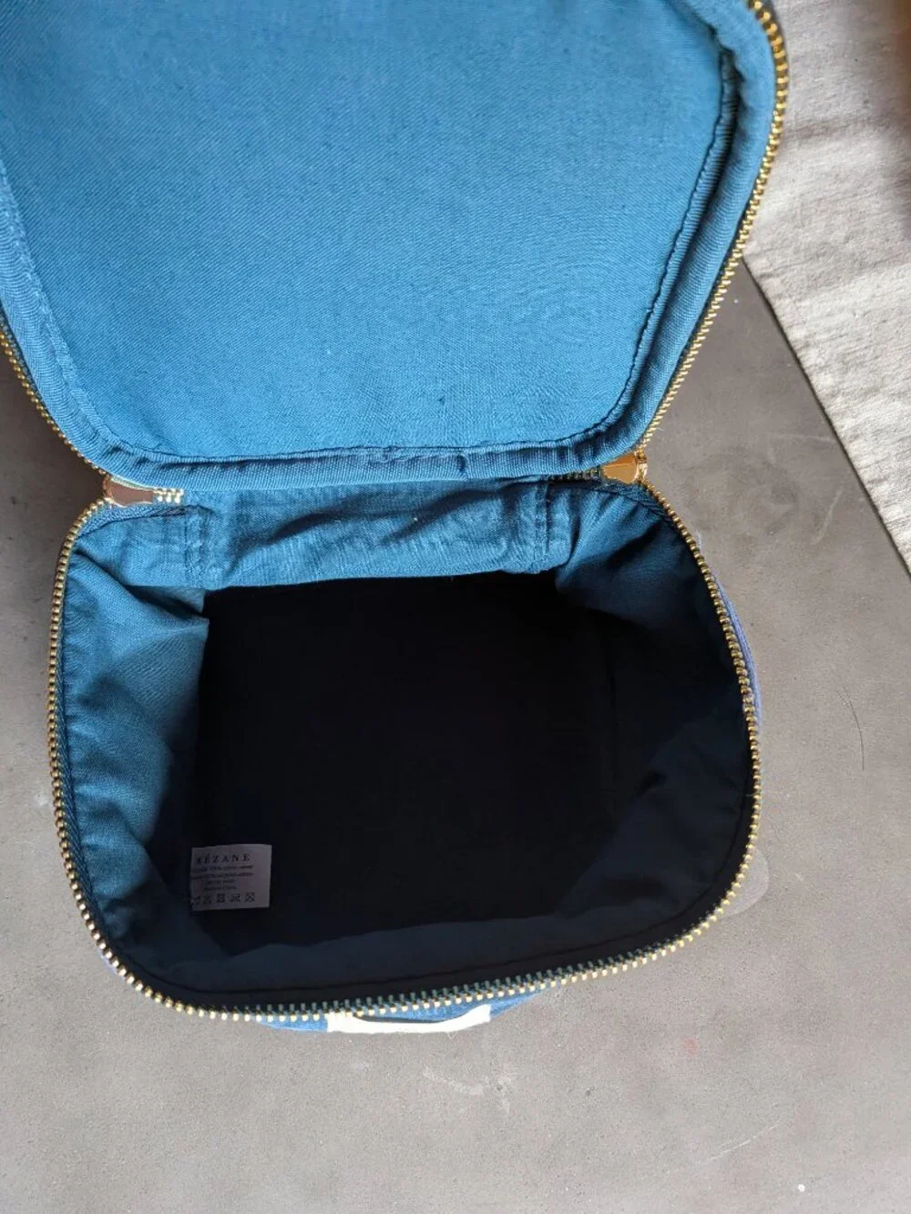 Sézane Travel Train Case / Makeup Bag - Velvet Blue